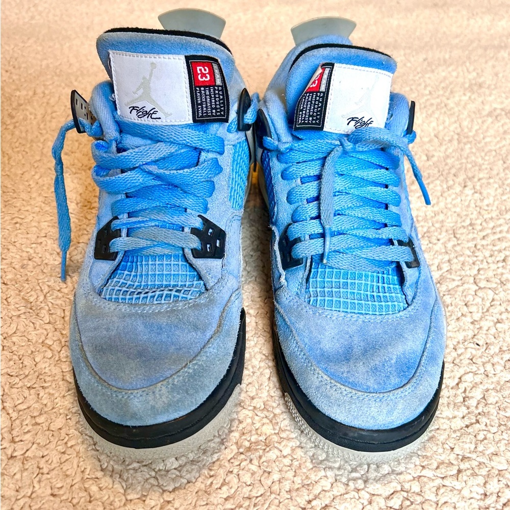 Nike Air Jordan 4 Retro ‘University Blue’